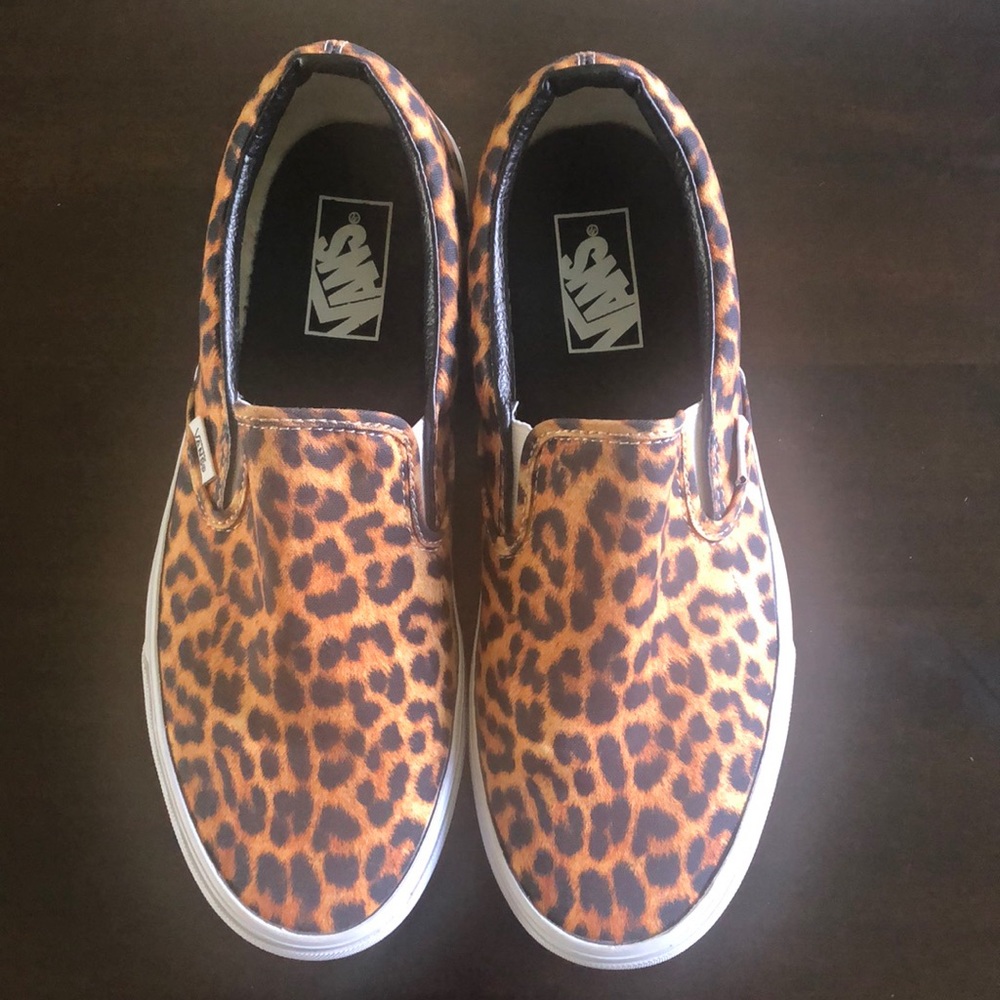 Leopard Slip-on VANS.